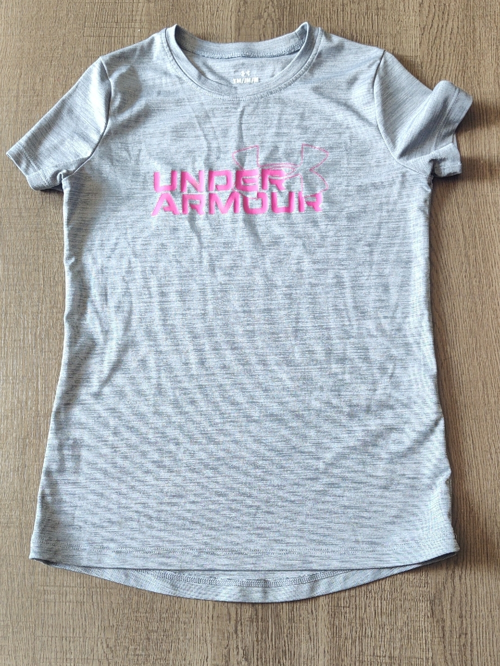 Under Armour Light Gray Tee with Pink Logo, Girls Sz M
